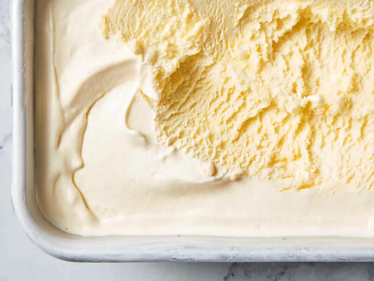 Gelato fatto in casa senza gelatiera con tre ingredienti